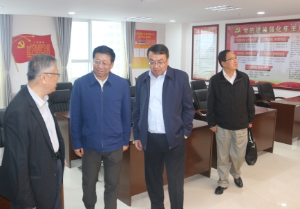 青海省副省長、省國資委黨委書記、主任王黎明，蒞臨省物產(chǎn)集團調(diào)研指導工作